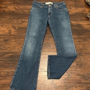 Levi’s low boot cut 525 blue jeans